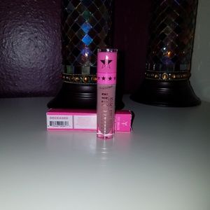 Jeffree Star liquid lipstick "Deceased"